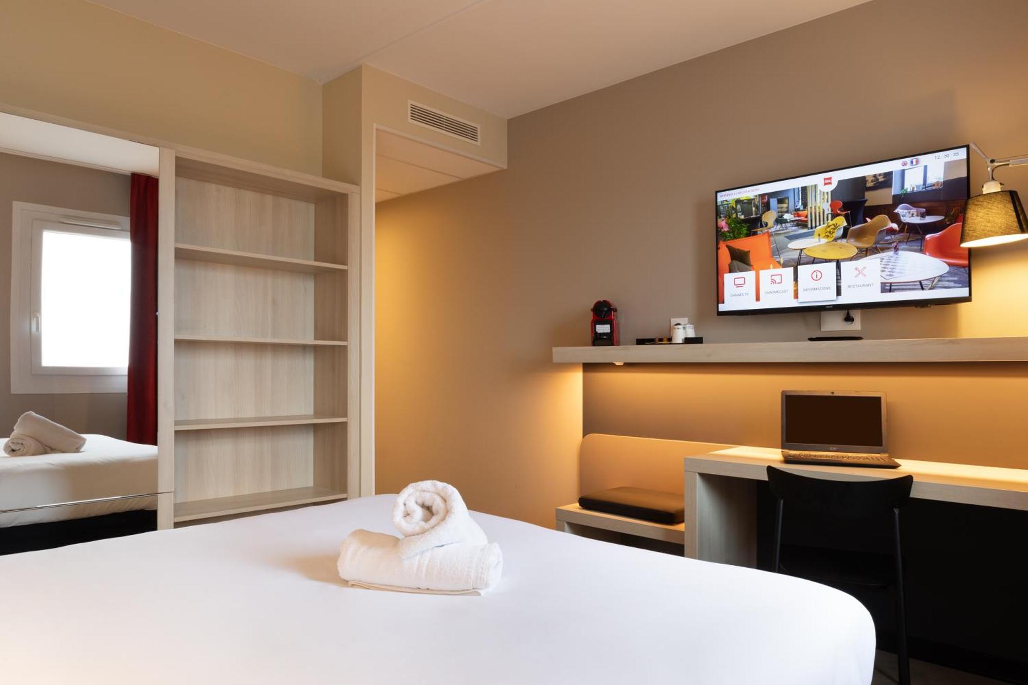 Ibis Douai Dechy Hotel Exterior foto